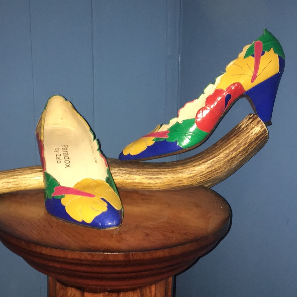 Shoe